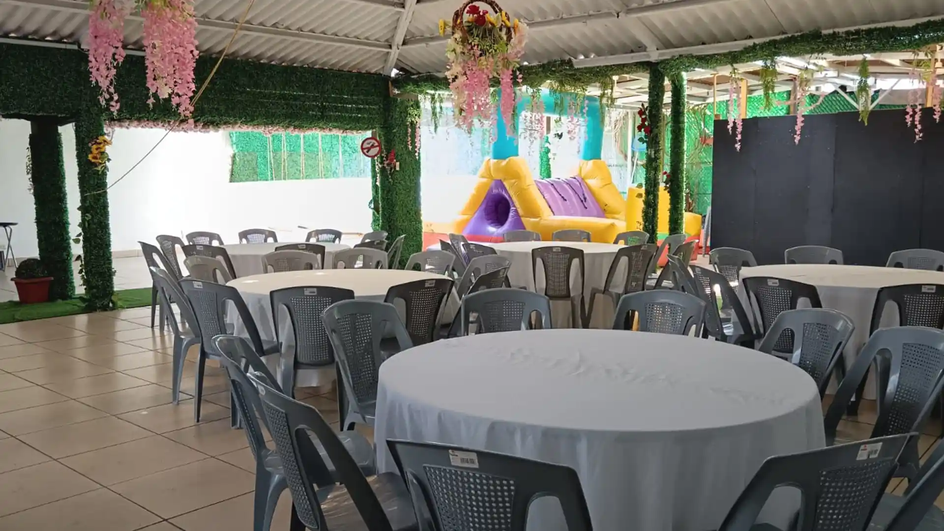 Renta de palapas y salones de eventos